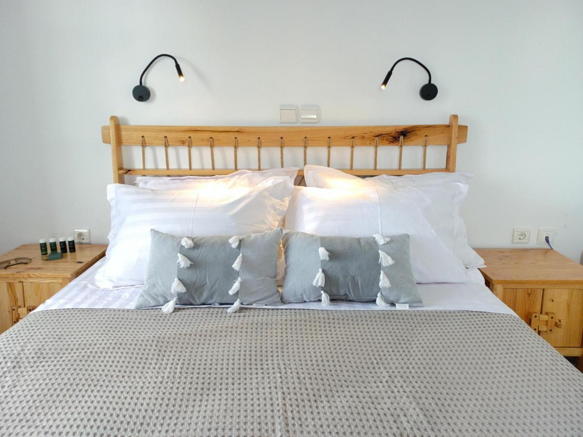 Sea Lilies Suites Pláka Eksteriør billede